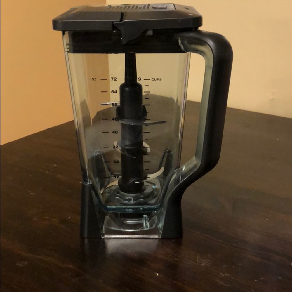 Ninja 72 oz blender